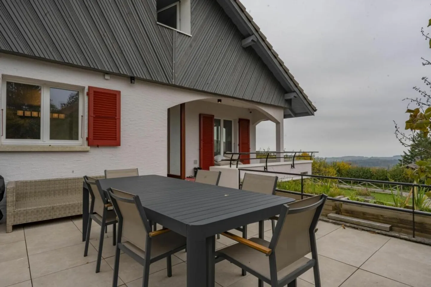 Villa mit Seeblick in St-George - Foto 14 von 15