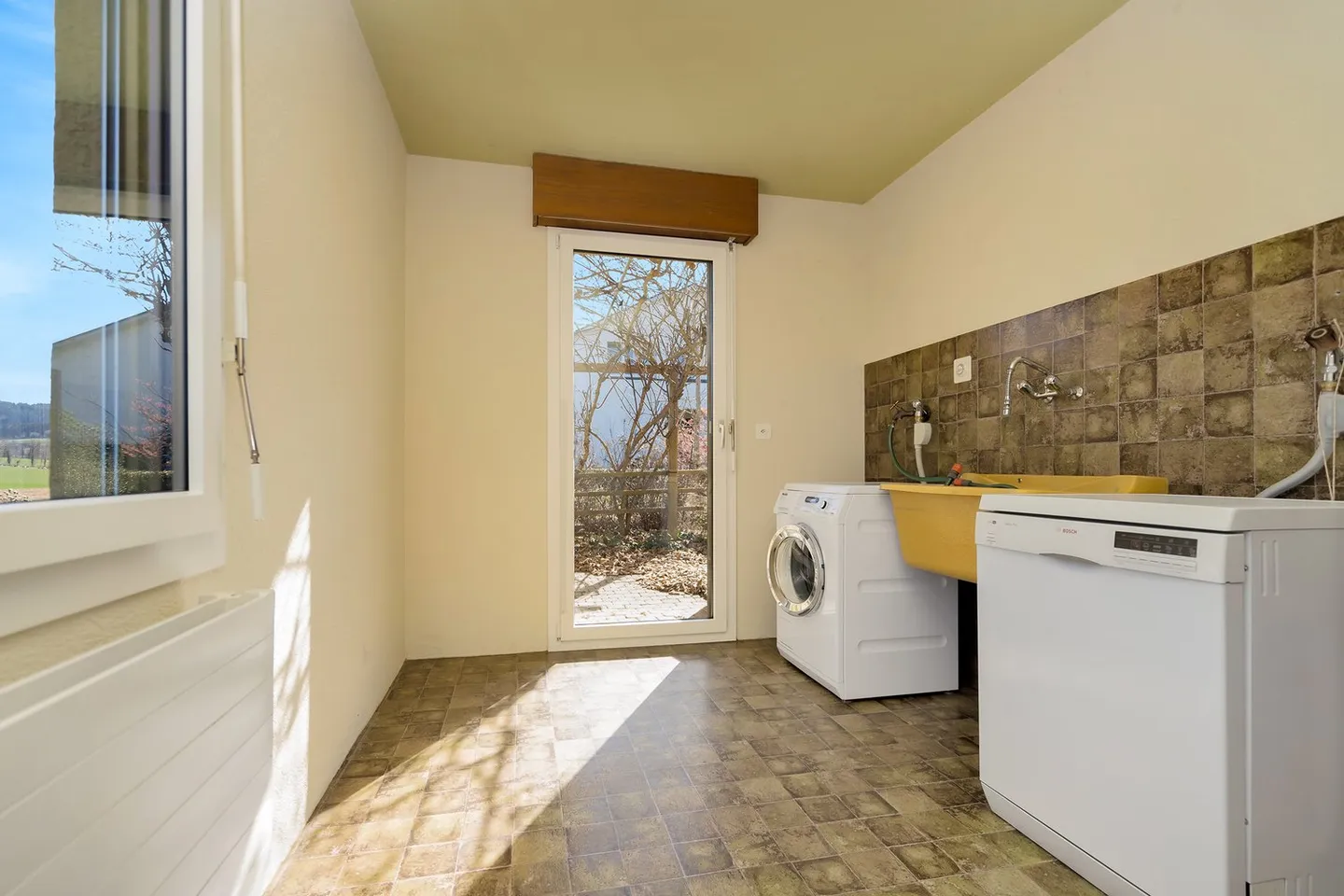 Single-family house in Münsingen "rural yet close to the city" - Photo 10 of 27