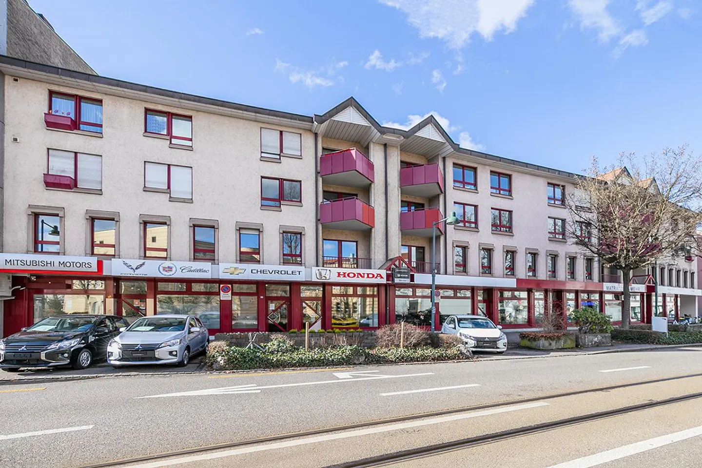 Magazzini a Birsfelden - Foto 1 di 2