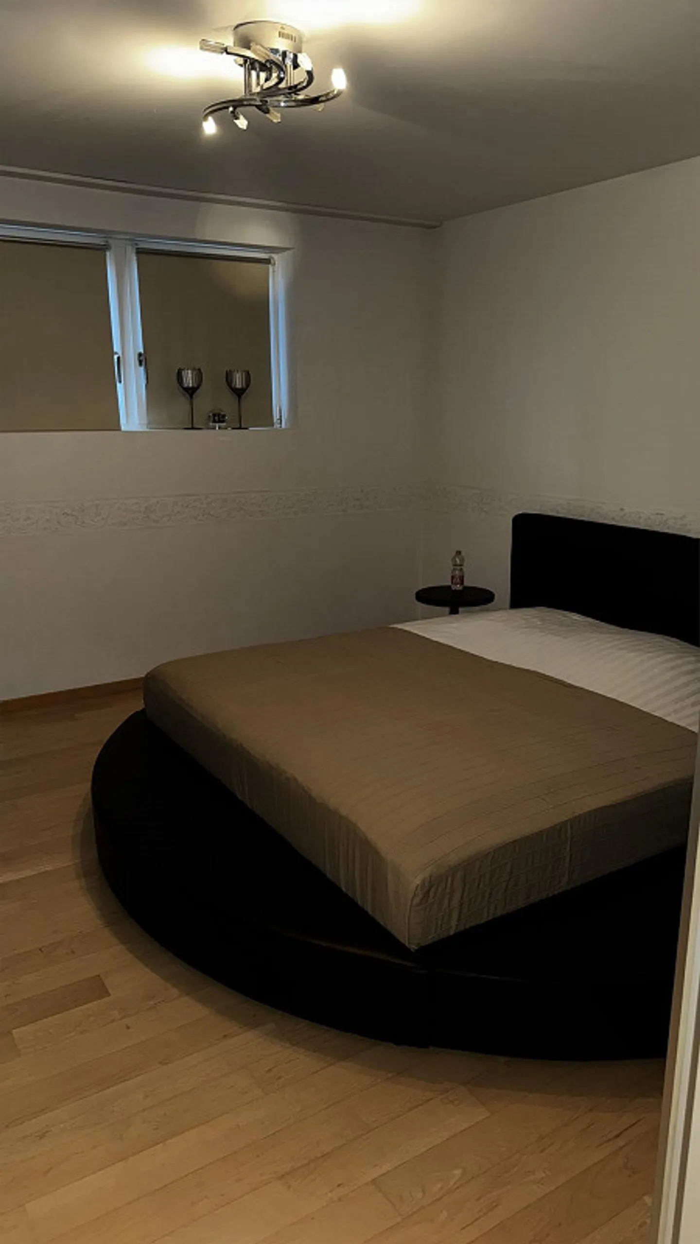 4.5 room apartment with approx. 112m2, large terrace/private garden, near the lake - Photo 12 of 16