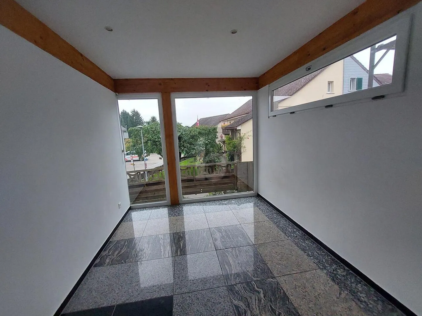 MIT WELLNESSOASE UND GROSSER TERRASSE - Foto 3 von 5