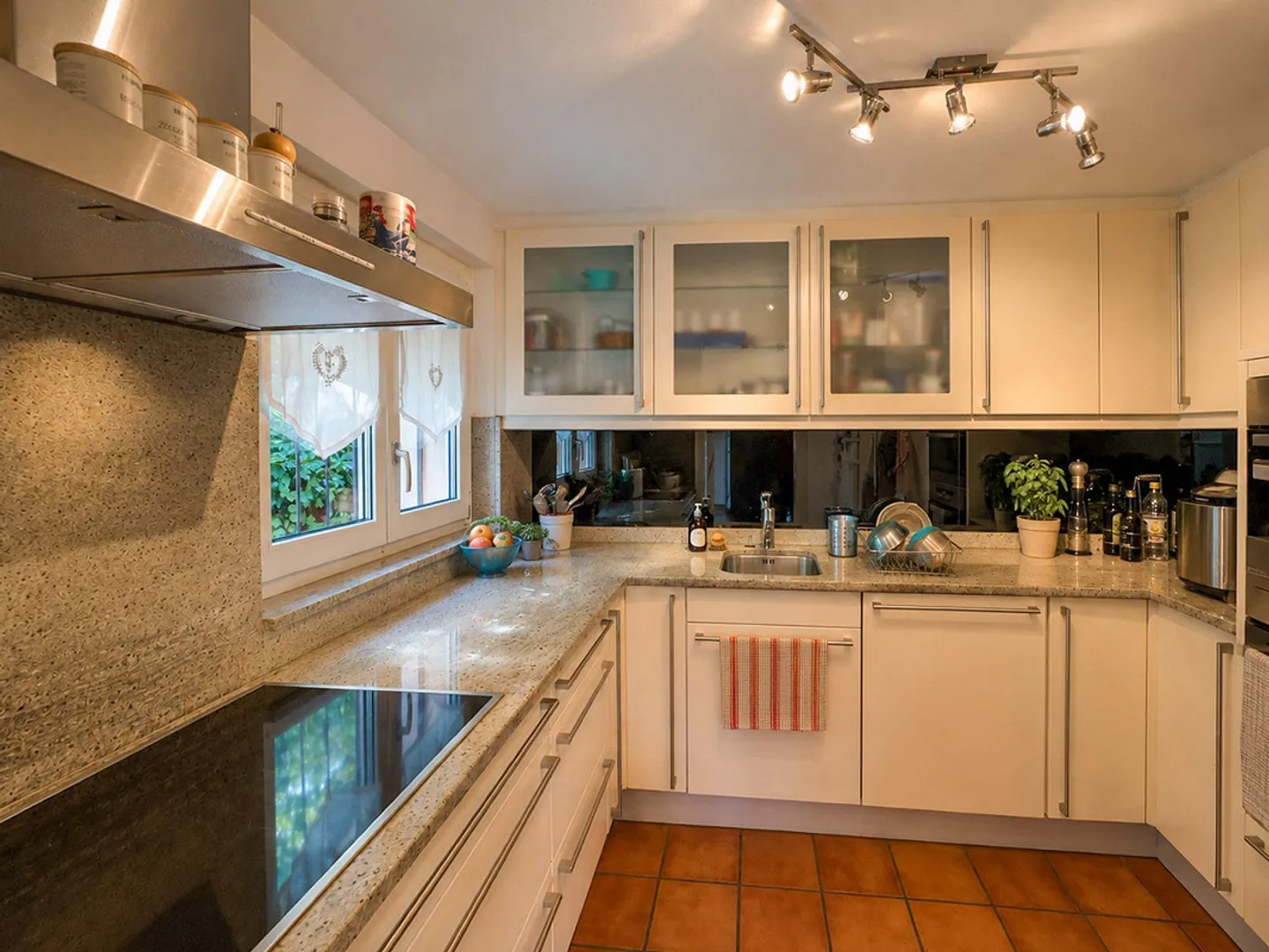 Familienhaus mit Seeblick in Carona - Foto 3 von 14