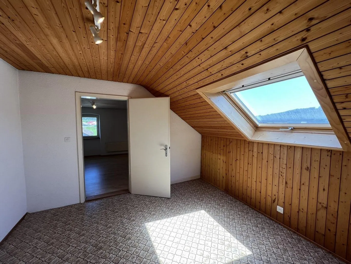 Detached 5-Room Family House in Thayngen - Photo 11 of 19