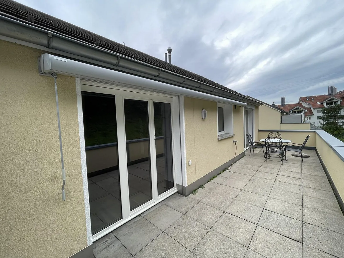 Charming penthouse with spacious terraces - Photo 1 of 13