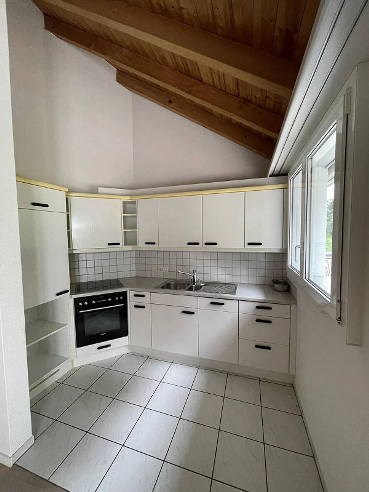 Charming penthouse with spacious terraces - Photo 4 of 13