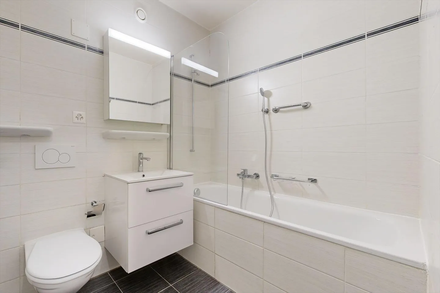 Magnifique appartement près du Parc Geisendorf ! - Photo 7 sur 7