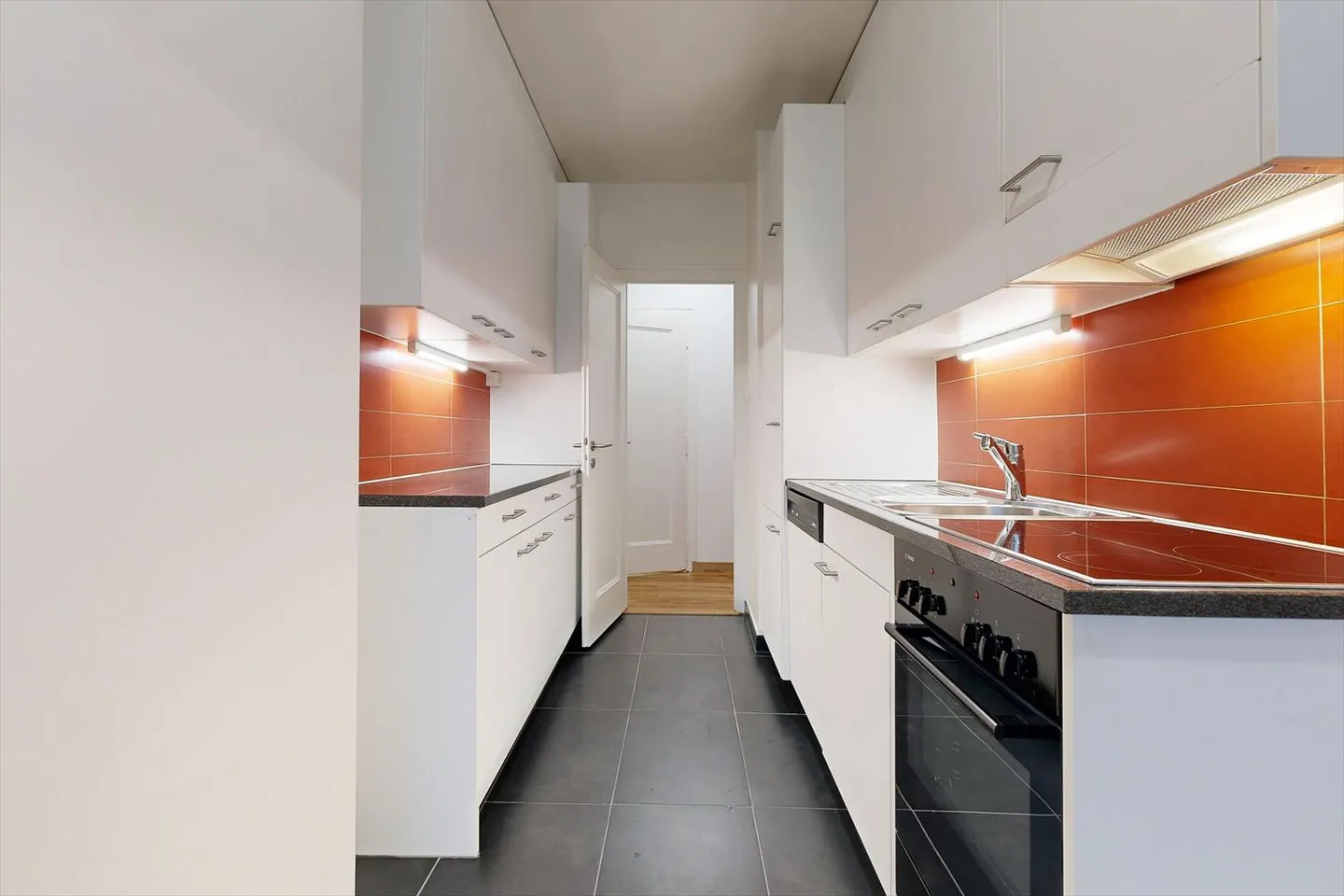 Magnifique appartement près du Parc Geisendorf ! - Photo 2 sur 7