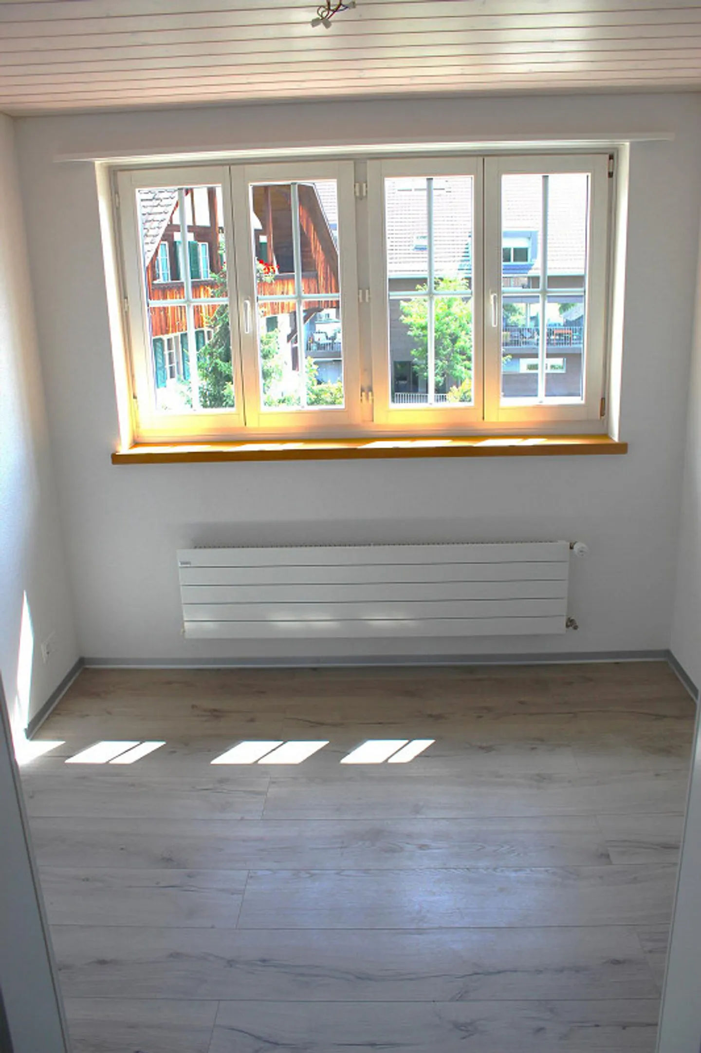 Exklusive 4.5-Zimmer-Dachwohnung - Foto 8 von 10