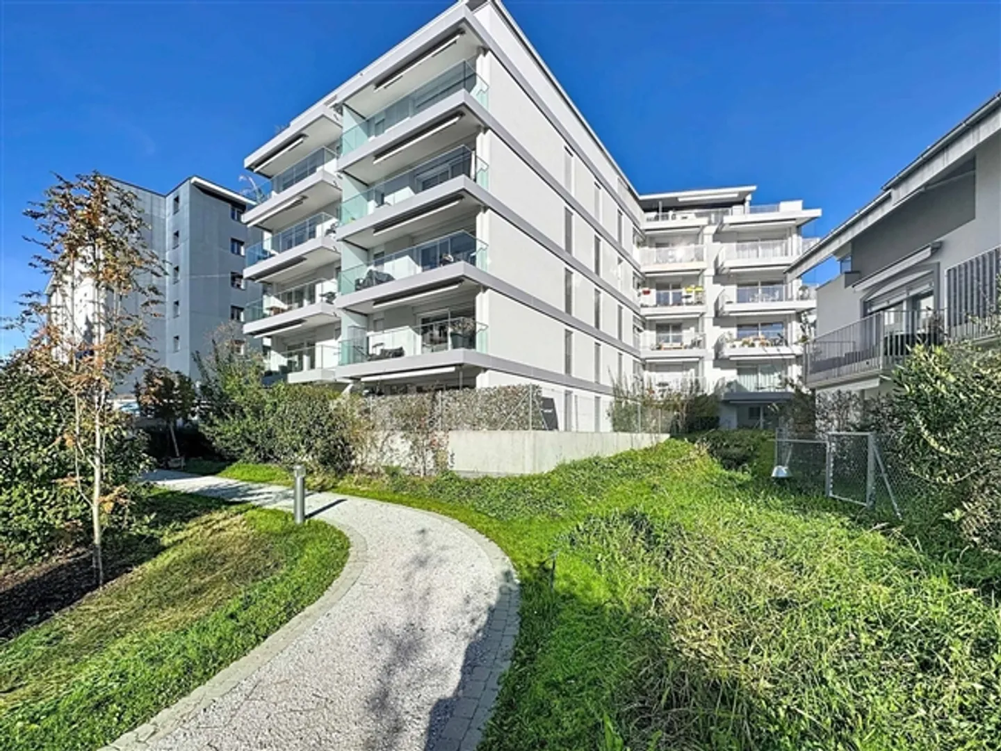 «2.5 P Kürzlich mit Terrasse und Garten» - Foto 11 von 11