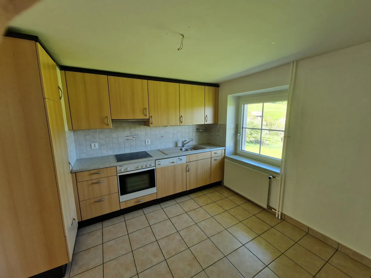 A view of the countryside for a peaceful life - Photo 4 of 12