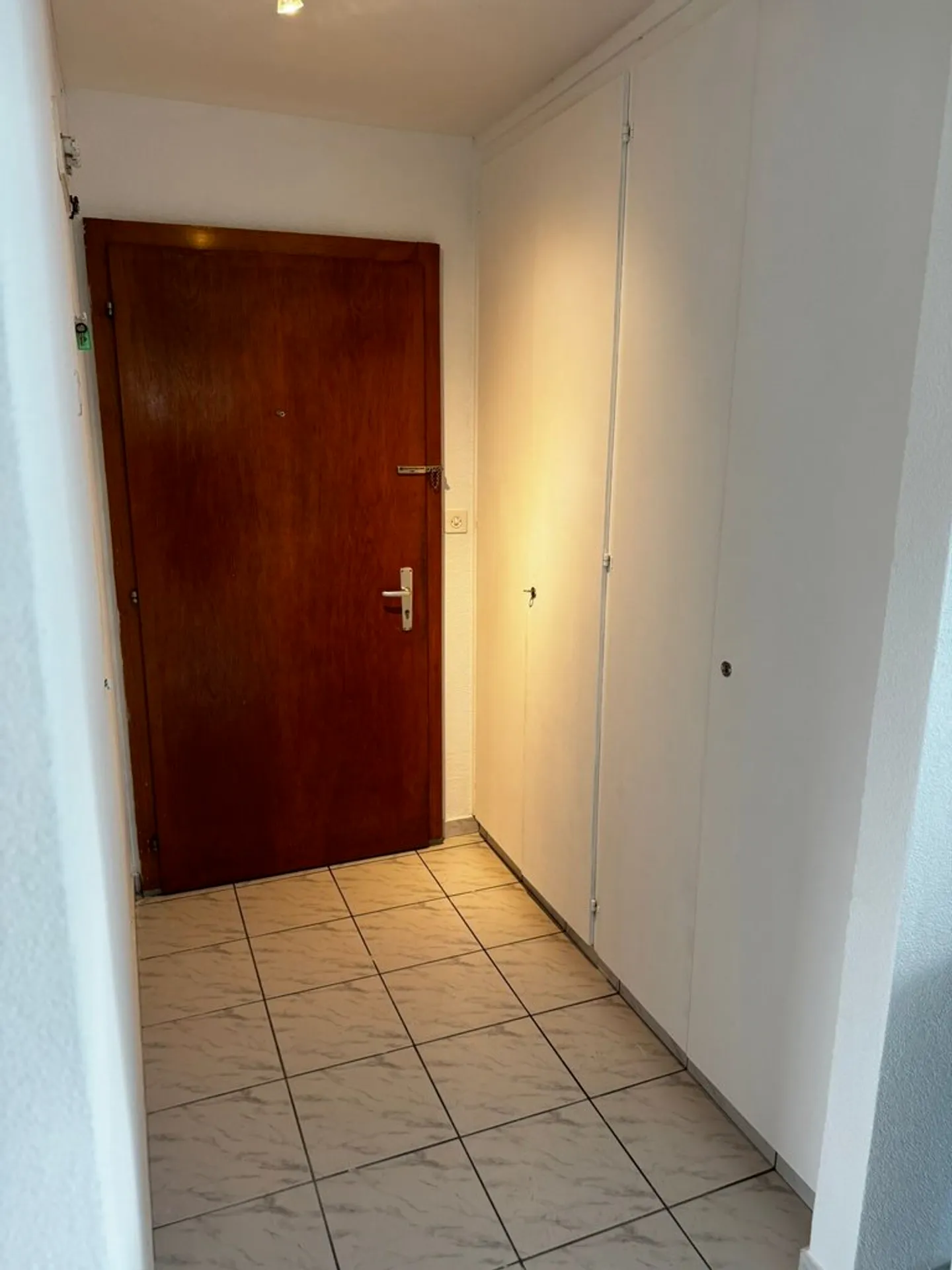 Charming Apartment in Quiet Area - Photo 7 of 7