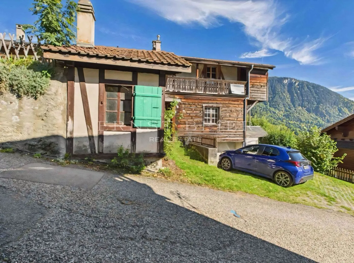 Reihenchalet zur Renovierung - freie Sicht - ruhige und grüne Umgebung - Foto 1 von 13