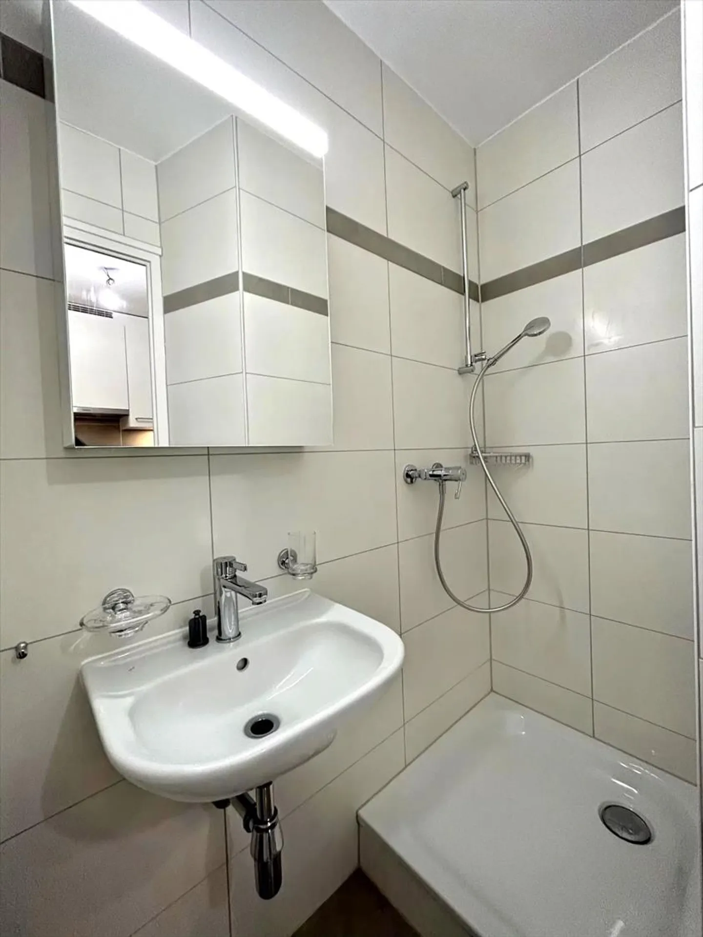 1-room apartment - Photo 4 of 4