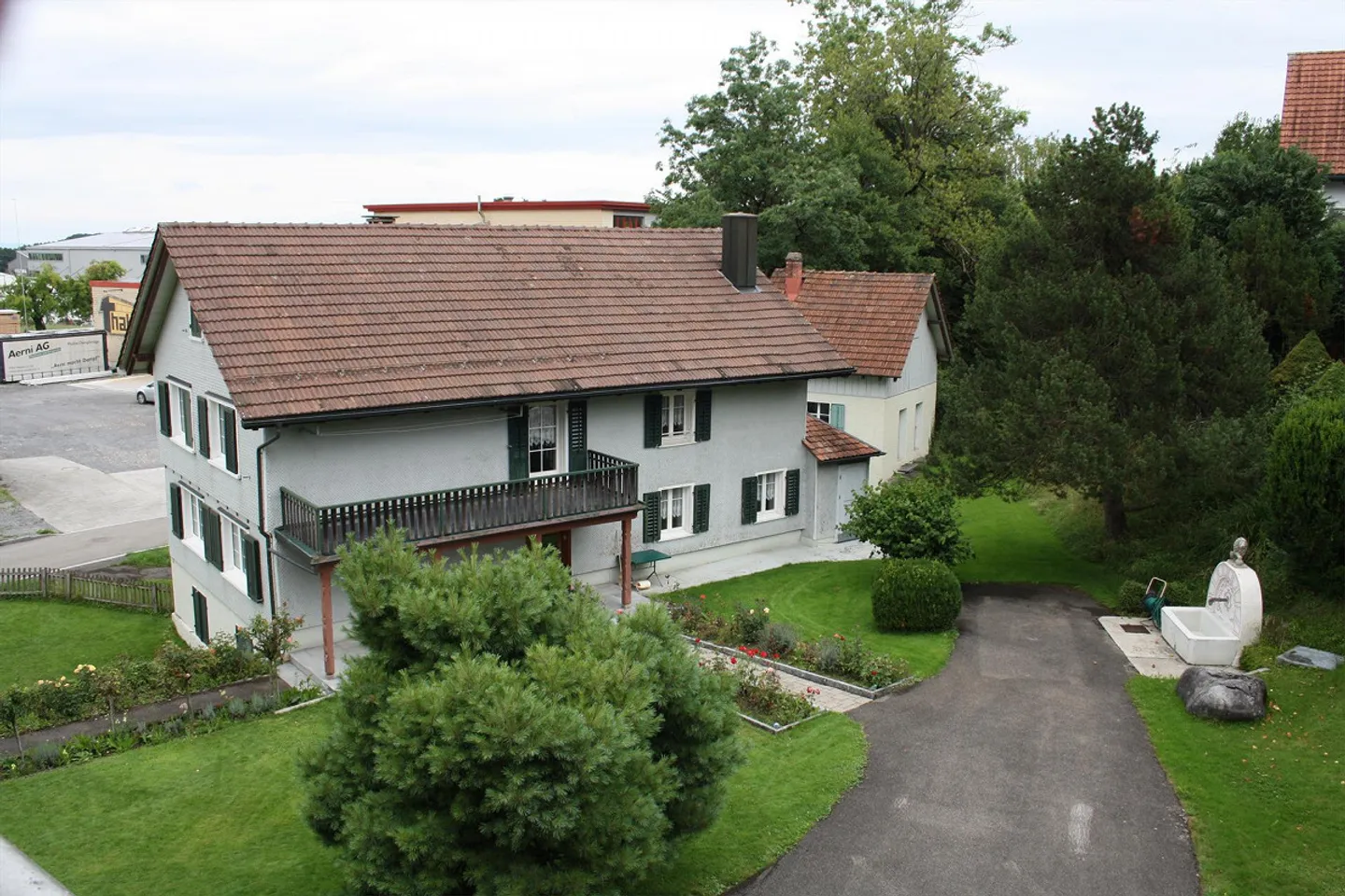Casa accogliente per famiglie con molto spazio - Foto 1 di 19