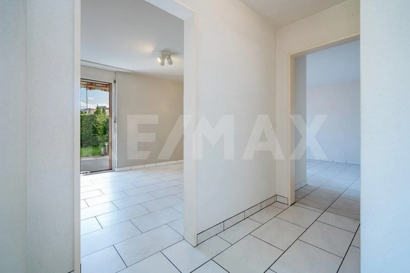 Well connected: uncomplicated 3½-room apartment with garden - Photo 9 of 13