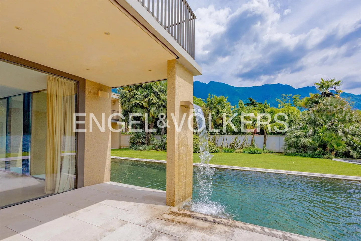 Elegante Villa am See - Foto 10 von 13