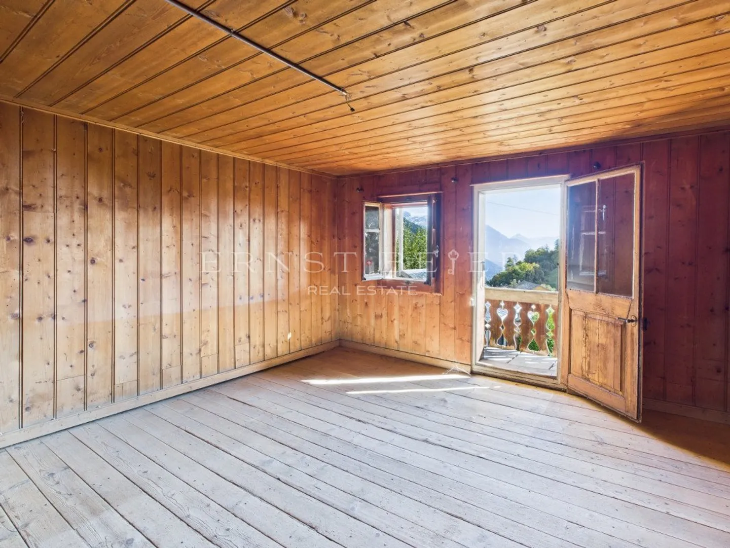 Reihenchalet zur Renovierung - freie Sicht - ruhige und grüne Umgebung - Foto 4 von 13