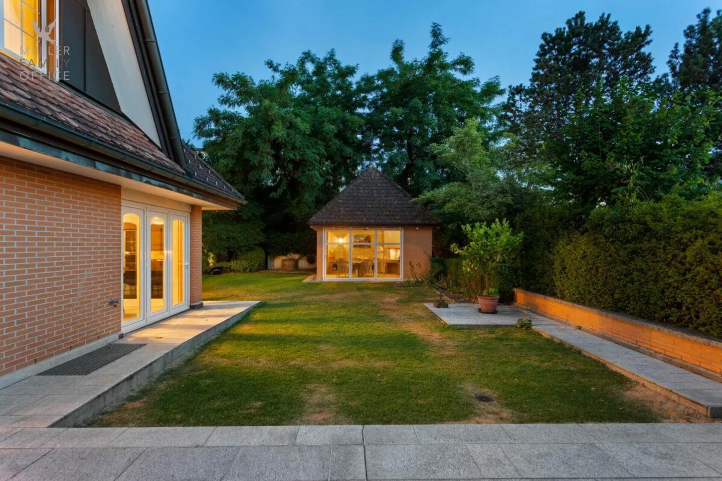 Dreamy Country House Villa with Pool and Idyllic Garden - Photo 10 of 13