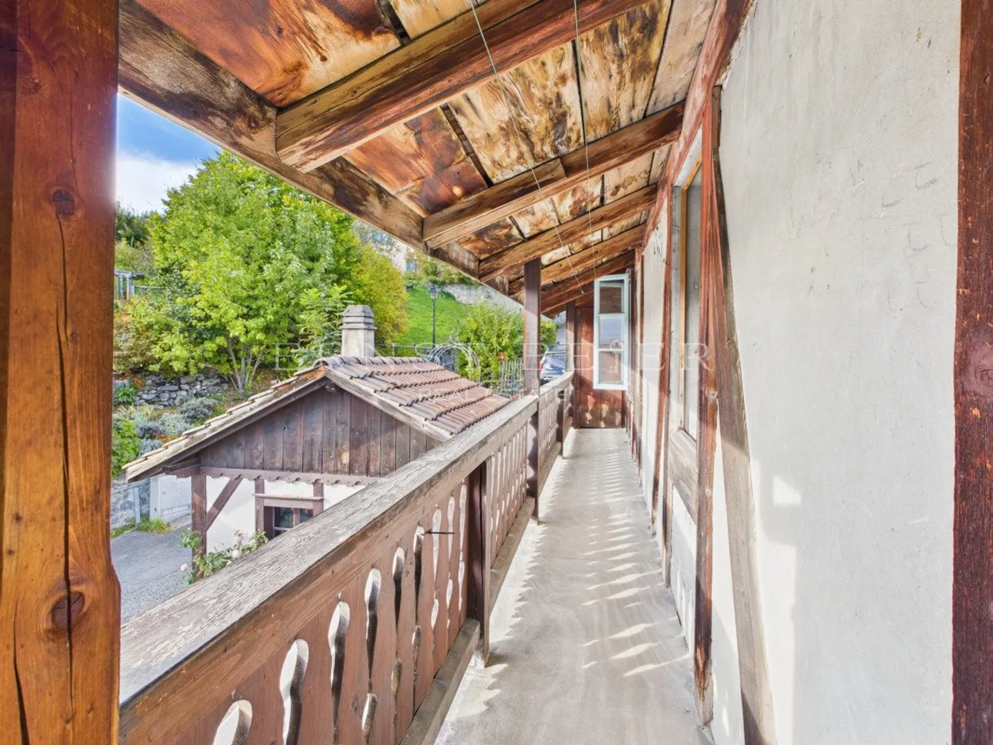 Reihenchalet zur Renovierung - freie Sicht - ruhige und grüne Umgebung - Foto 5 von 13