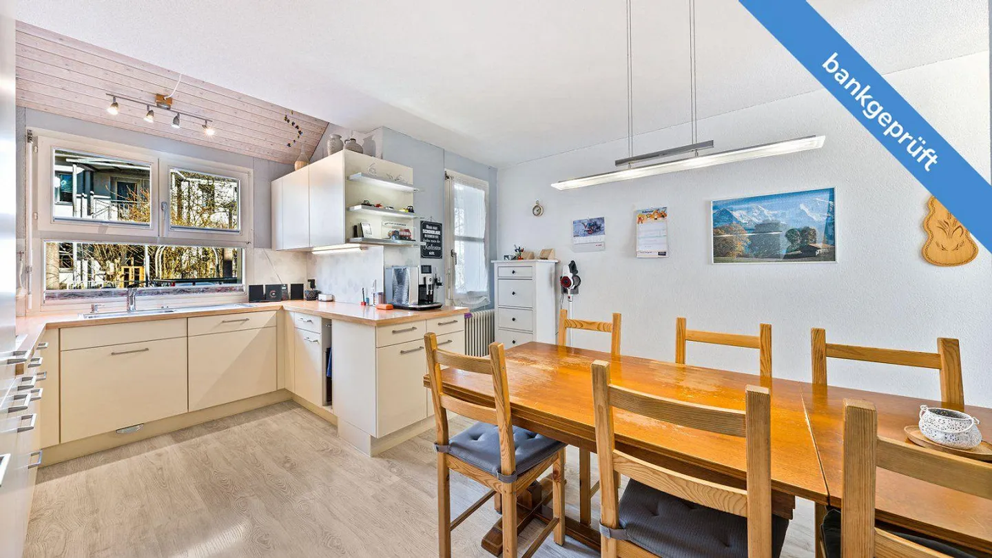 Familienhaus mit Aussenraum - Foto 8 von 13