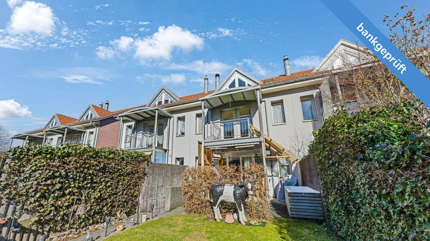 Familienhaus mit Aussenraum - Foto 9 von 13