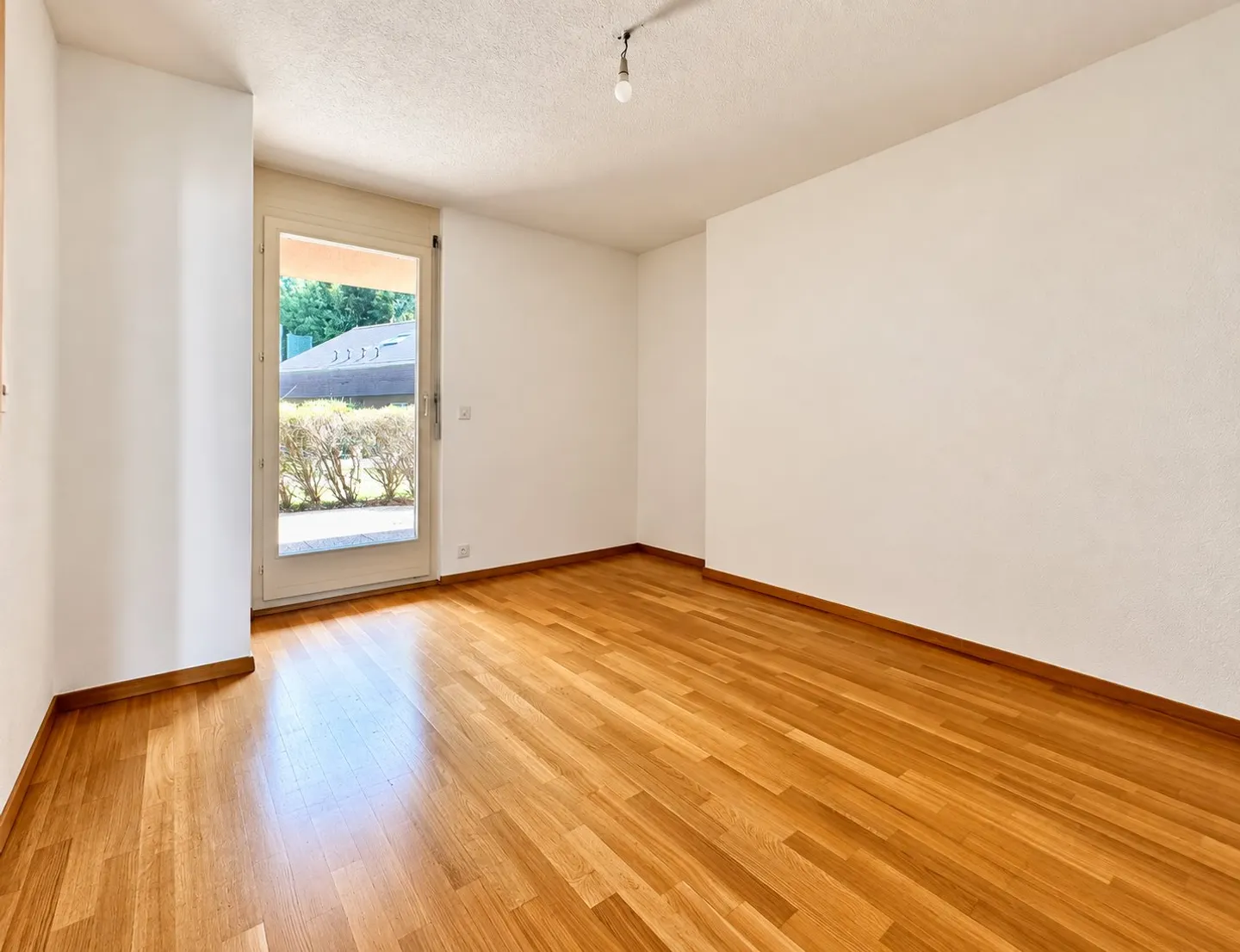 Investment Property in Lutry - Photo 12 of 19