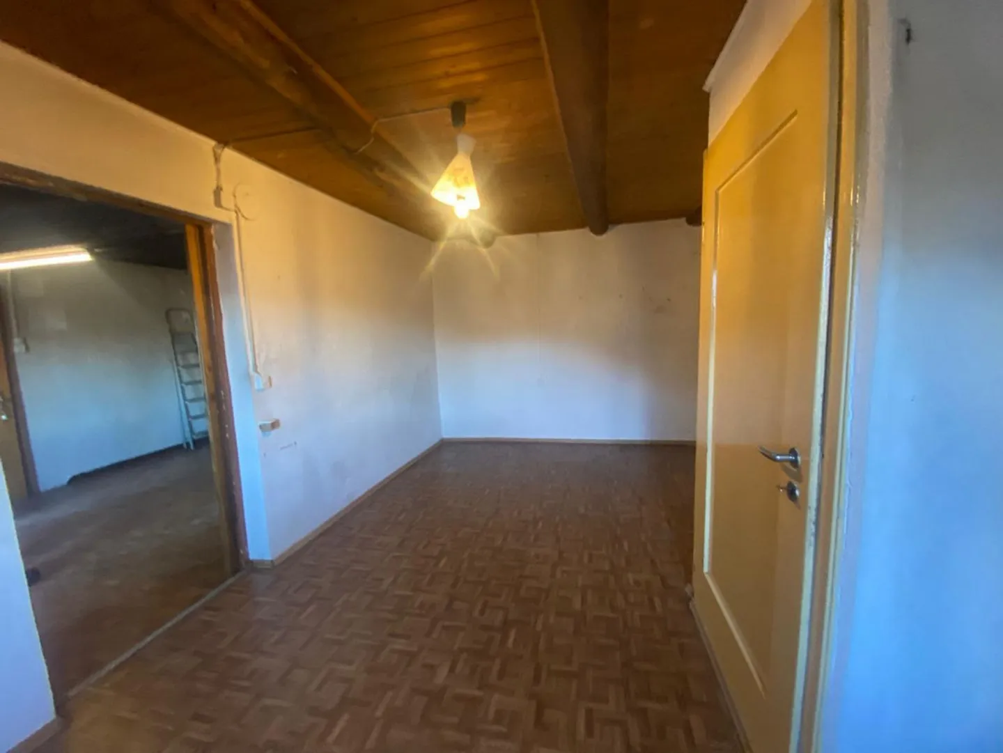 House in the village center to renovate - Photo 6 of 11