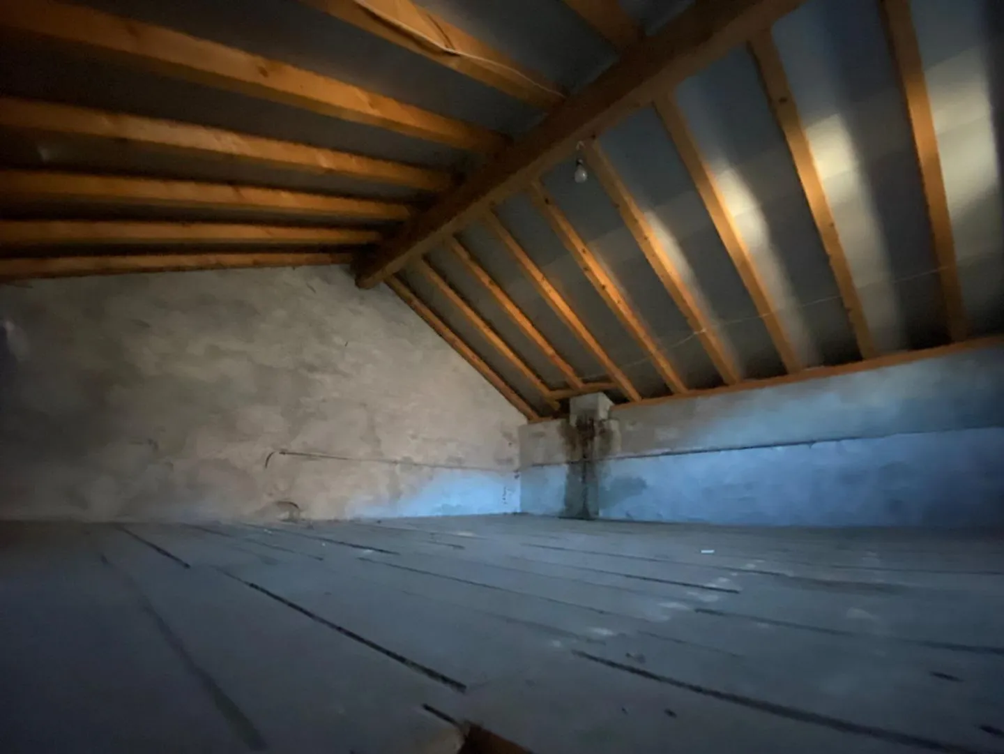 House in the village center to renovate - Photo 9 of 11