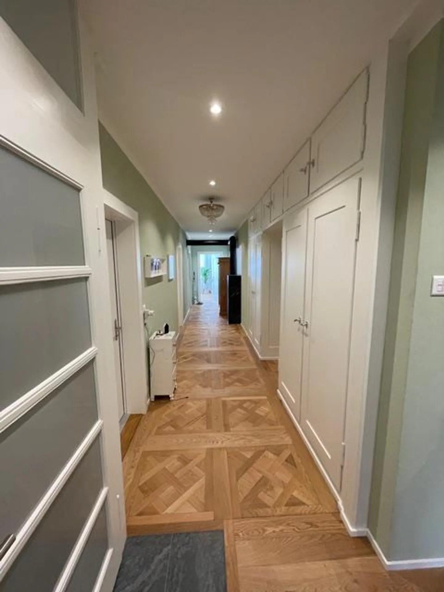 Appartement exclusif dans le parc et en plein centre-ville - Photo 13 sur 21