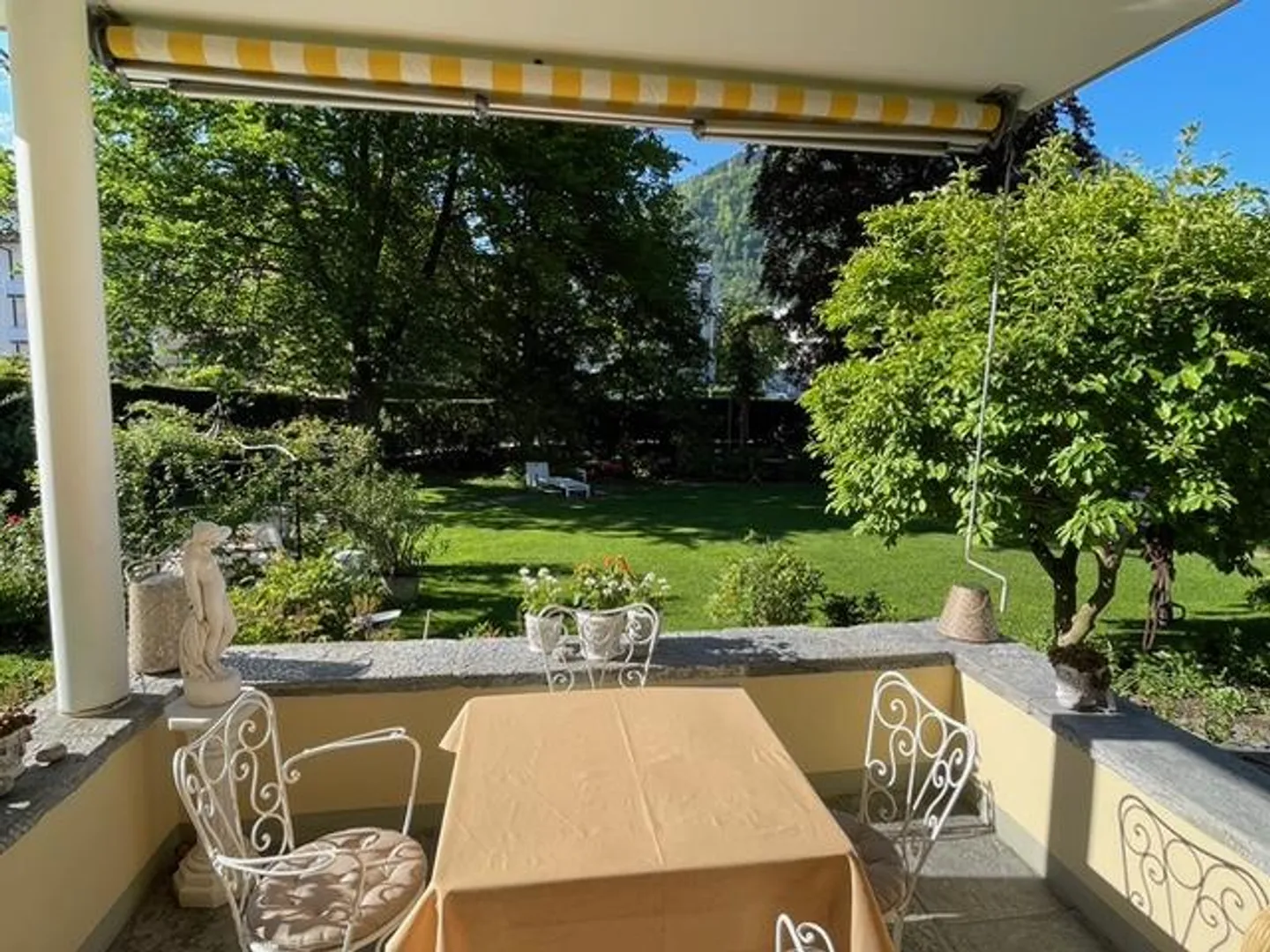 Appartement exclusif dans le parc et en plein centre-ville - Photo 17 sur 21