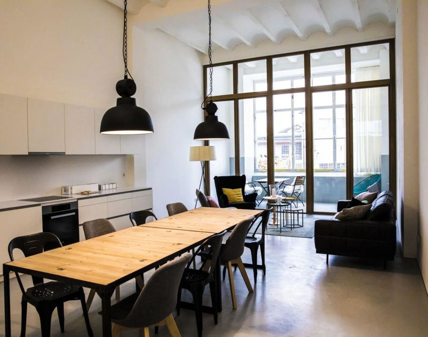 Einzigartige Loftwohnung mit 4 Meter Deckenhöhe! - Foto 3 von 6