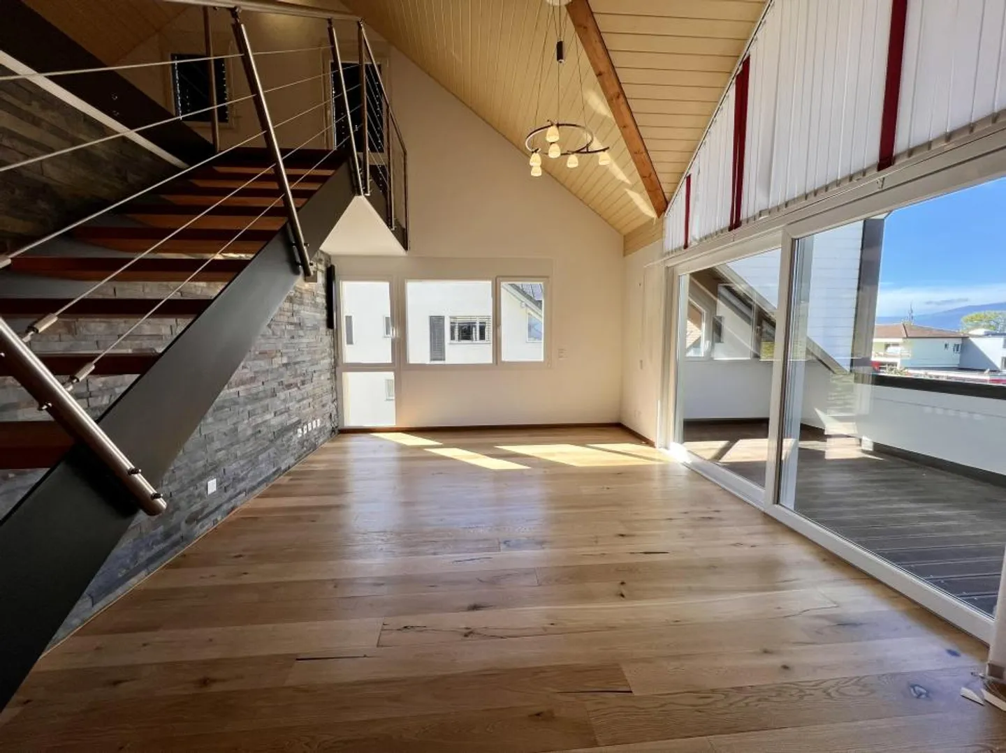 Appartamento 5.5 stanze - Foto 1 di 13