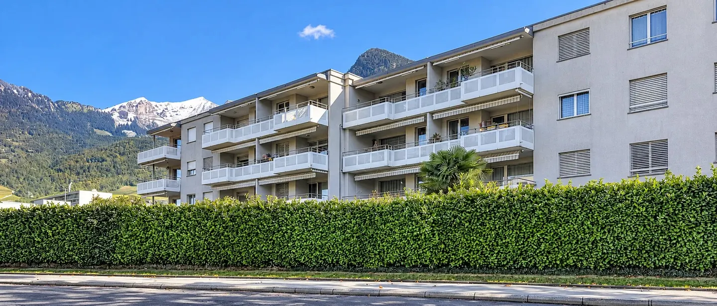 Appartement moderne avec balcon - Photo 1 sur 9