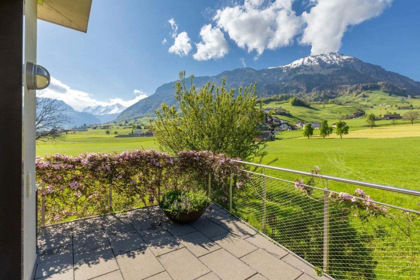 Maisonette with single-family home character - Photo 8 of 13