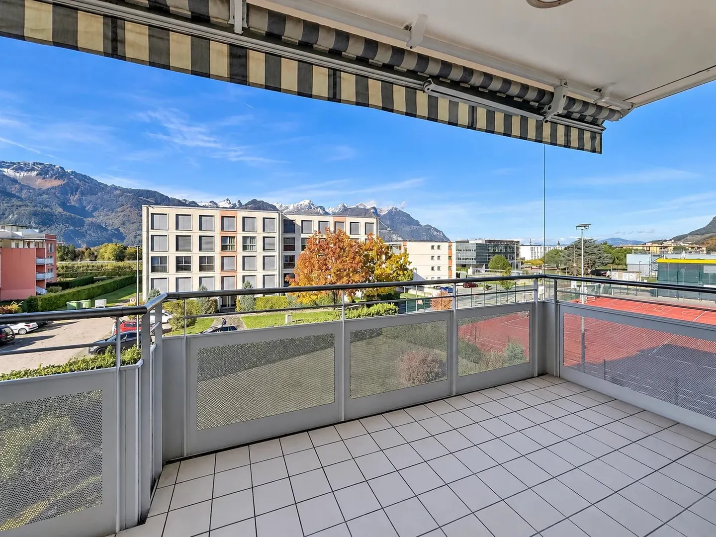 Appartement moderne avec balcon - Photo 6 sur 9