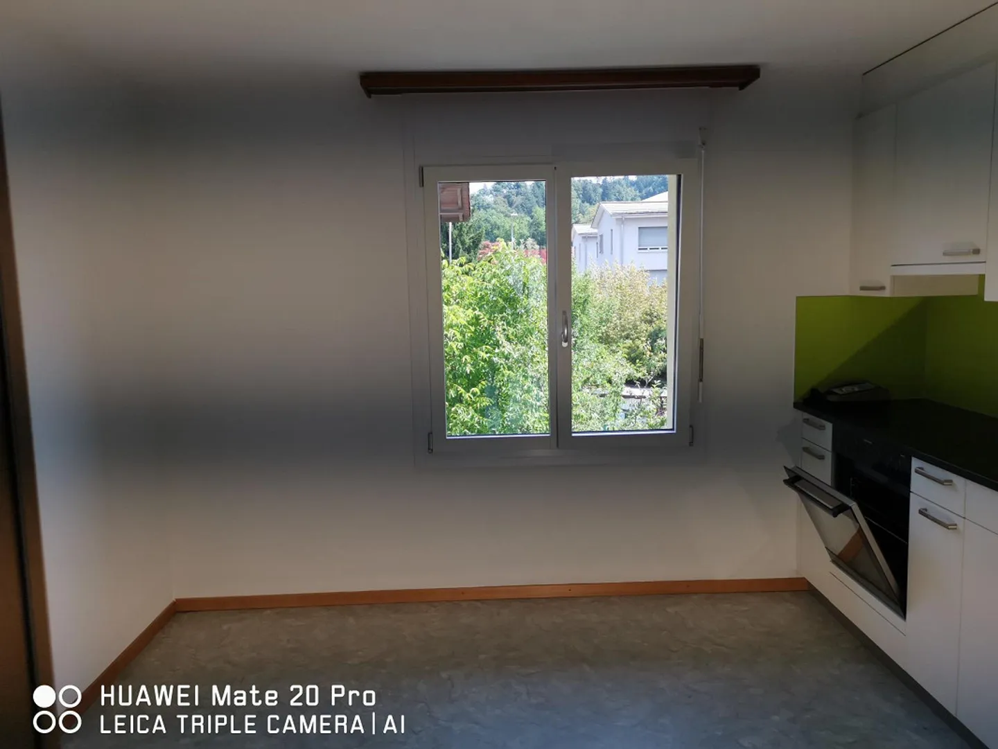 Charmante Wohnung mit Terrasse - Foto 4 von 11
