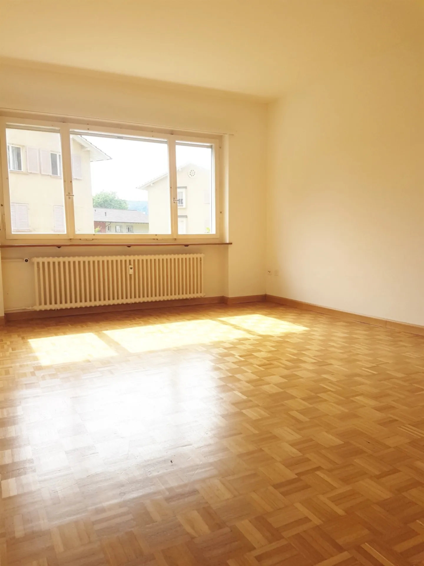 Charmante 1.5-Zimmer Wohnung - Foto 2 von 4