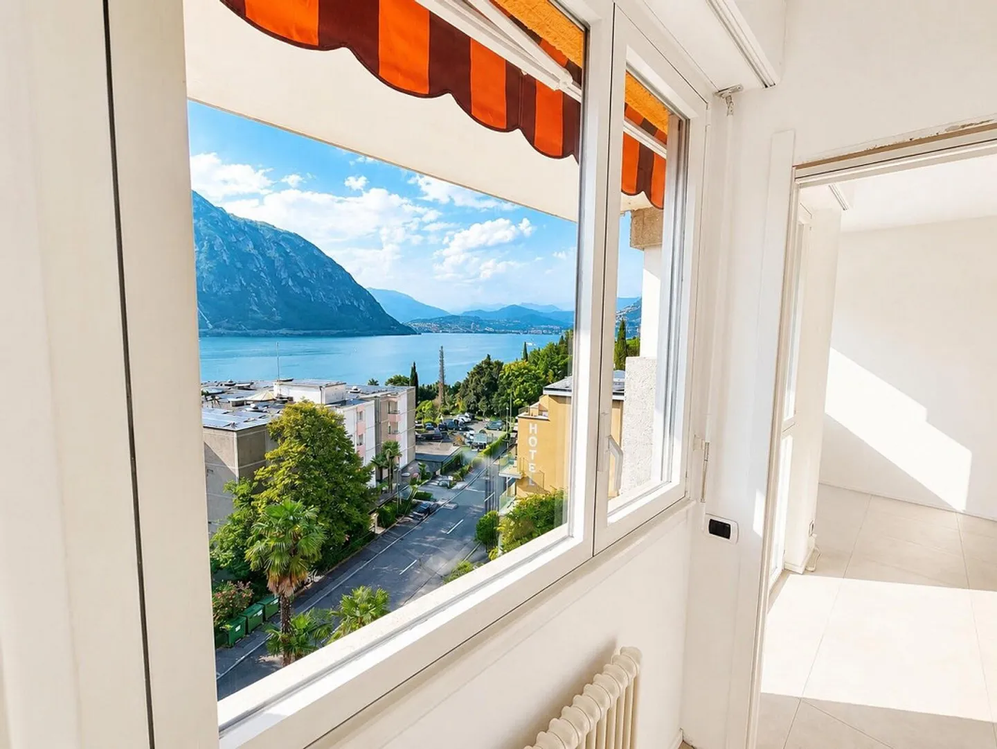 BEAUTIFUL 2.5 ROOMS APARTMENT FOR RENT WITH LAKE VIEW - Photo 5 of 9