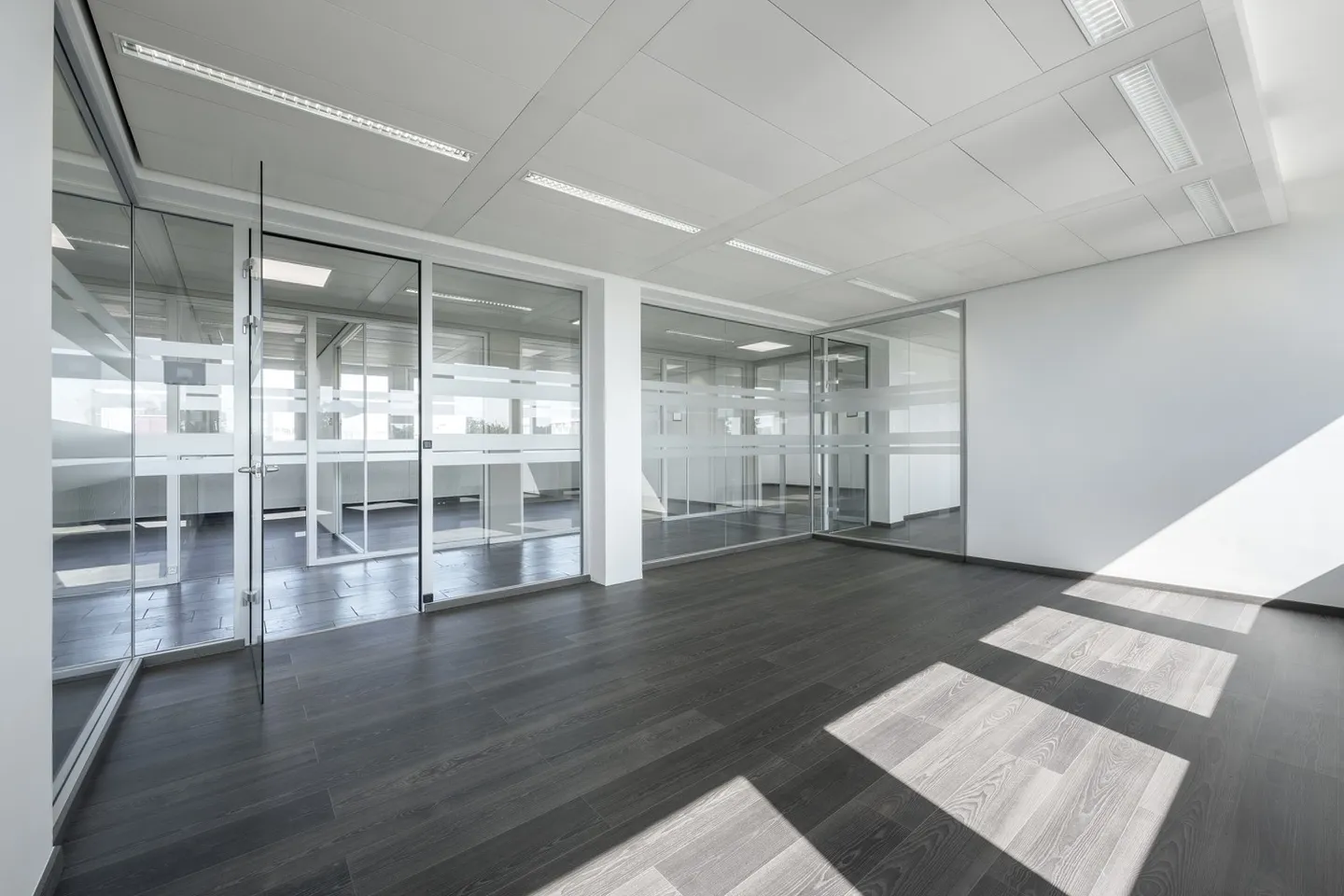 Modernes Büro in Glattbrugg - Foto 2 von 8