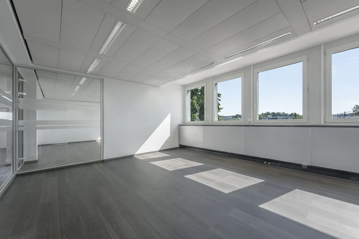 Modernes Büro in Glattbrugg - Foto 3 von 8