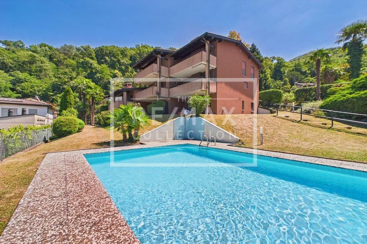 Wonderful holiday corner with lake view and pool - Photo 9 of 13