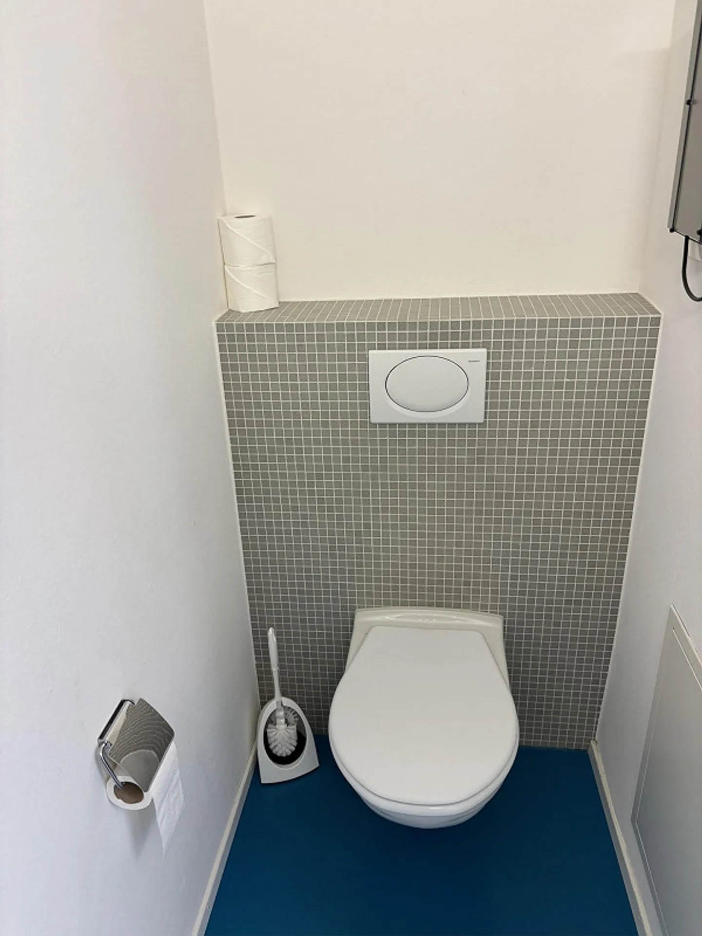 Studio/Residential Studio/Apartment available from 15.07.2026 or by arrangement - Photo 6 of 9