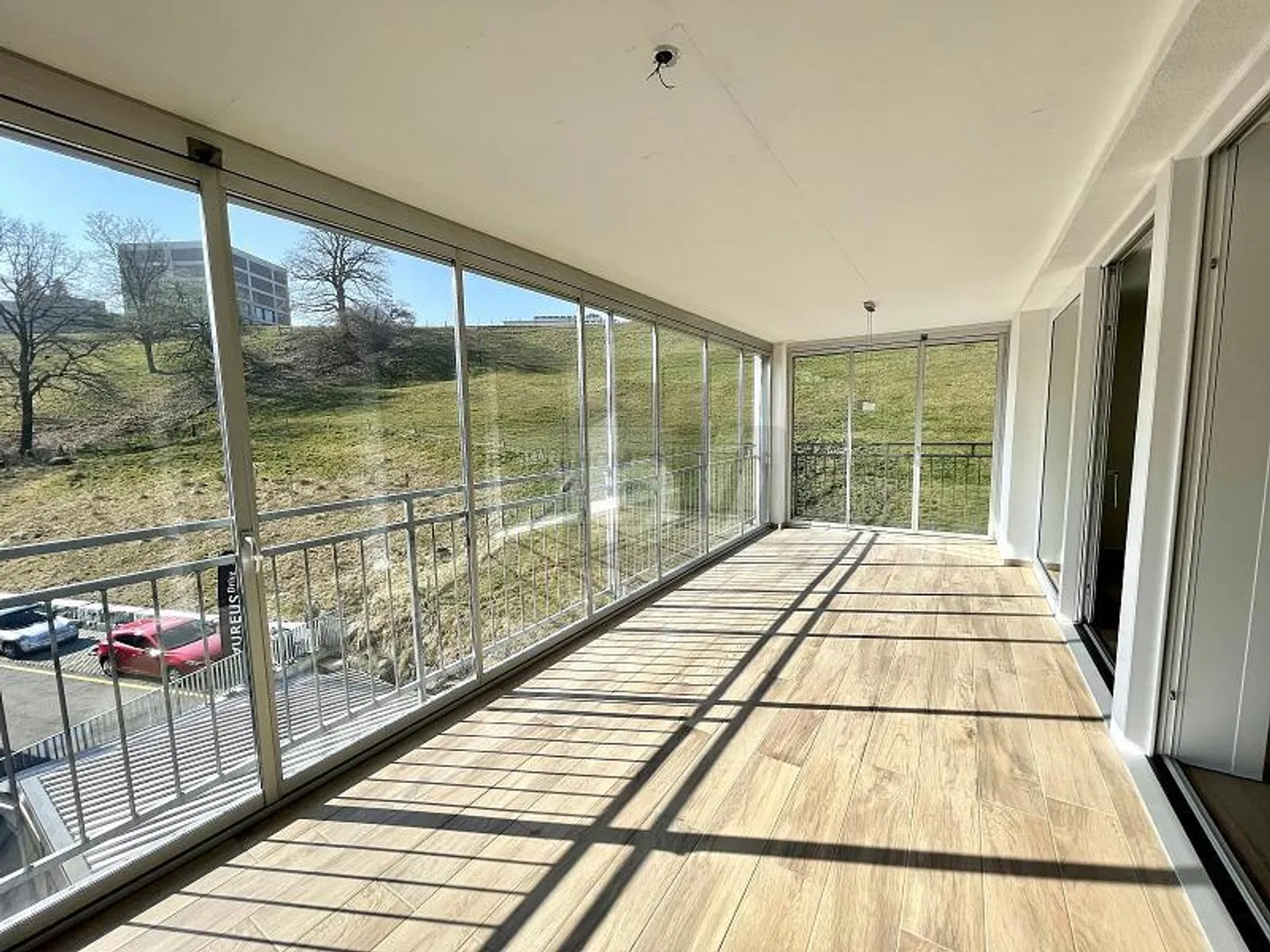 CENTRAL, HAUT DE GAMME AVEC JARDIN D'HIVER - Photo 1 sur 3