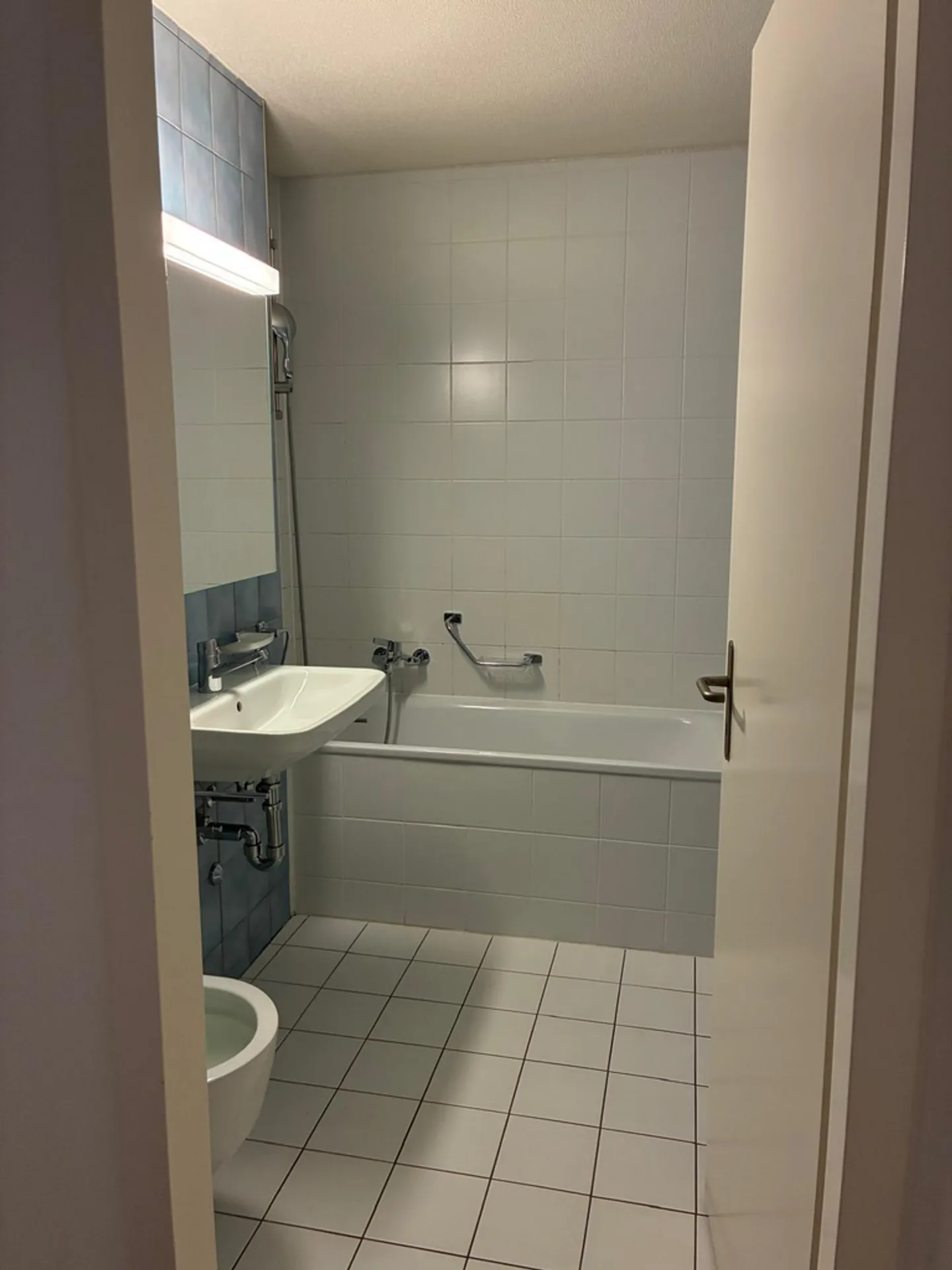 Schöne 2,5-Zimmer-Wohnung mit Balkon - Foto 7 von 7
