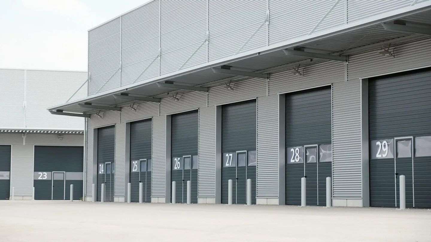 Magazzino di 4500 m2 al 2° piano // consegna inizio 2024 // Meyrin - Foto 2 di 11