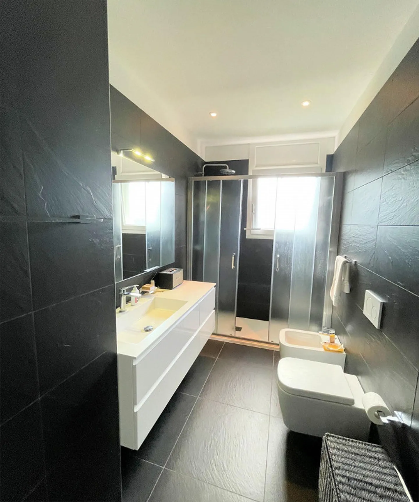 Appartement exclusif avec jardin sur la colline de Daro - Photo 9 sur 18