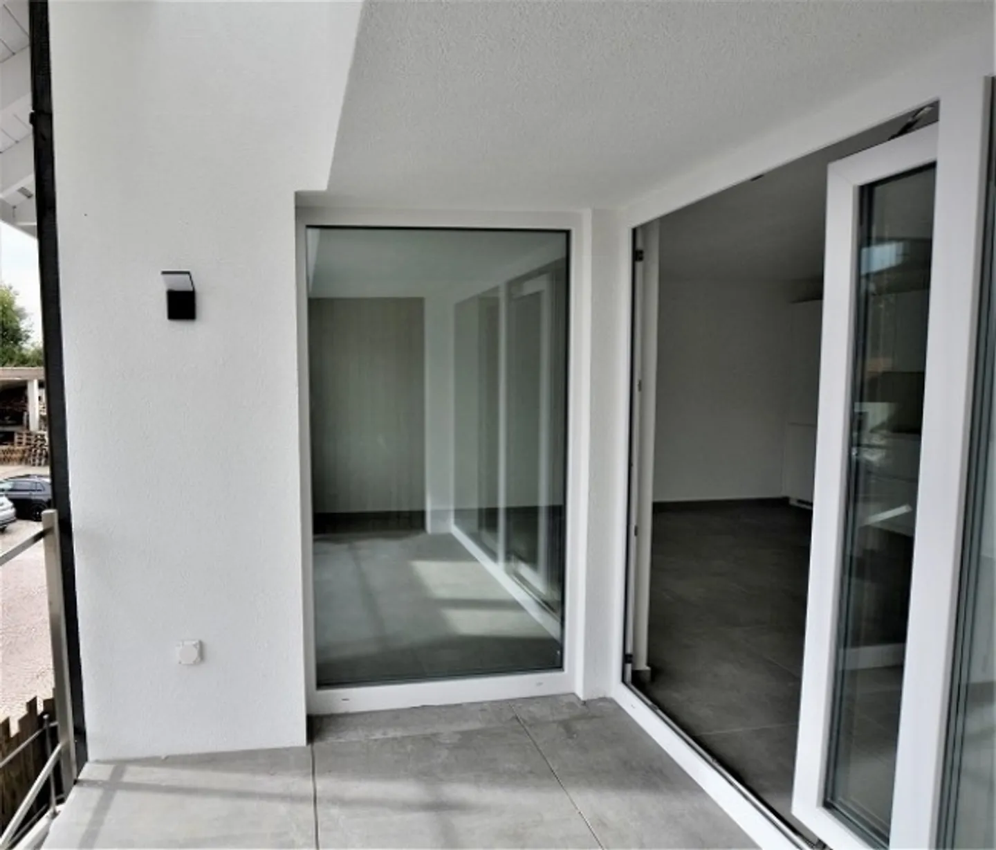 In the center of the village, beautiful modern apartment of 113.5 m2 with balcony. - Photo 5 of 9