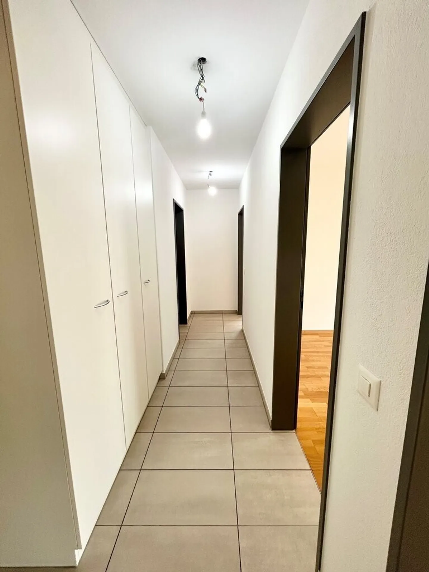 À saisir ! Magnifique appartement au centre-ville de Sion ! - Photo 3 sur 11