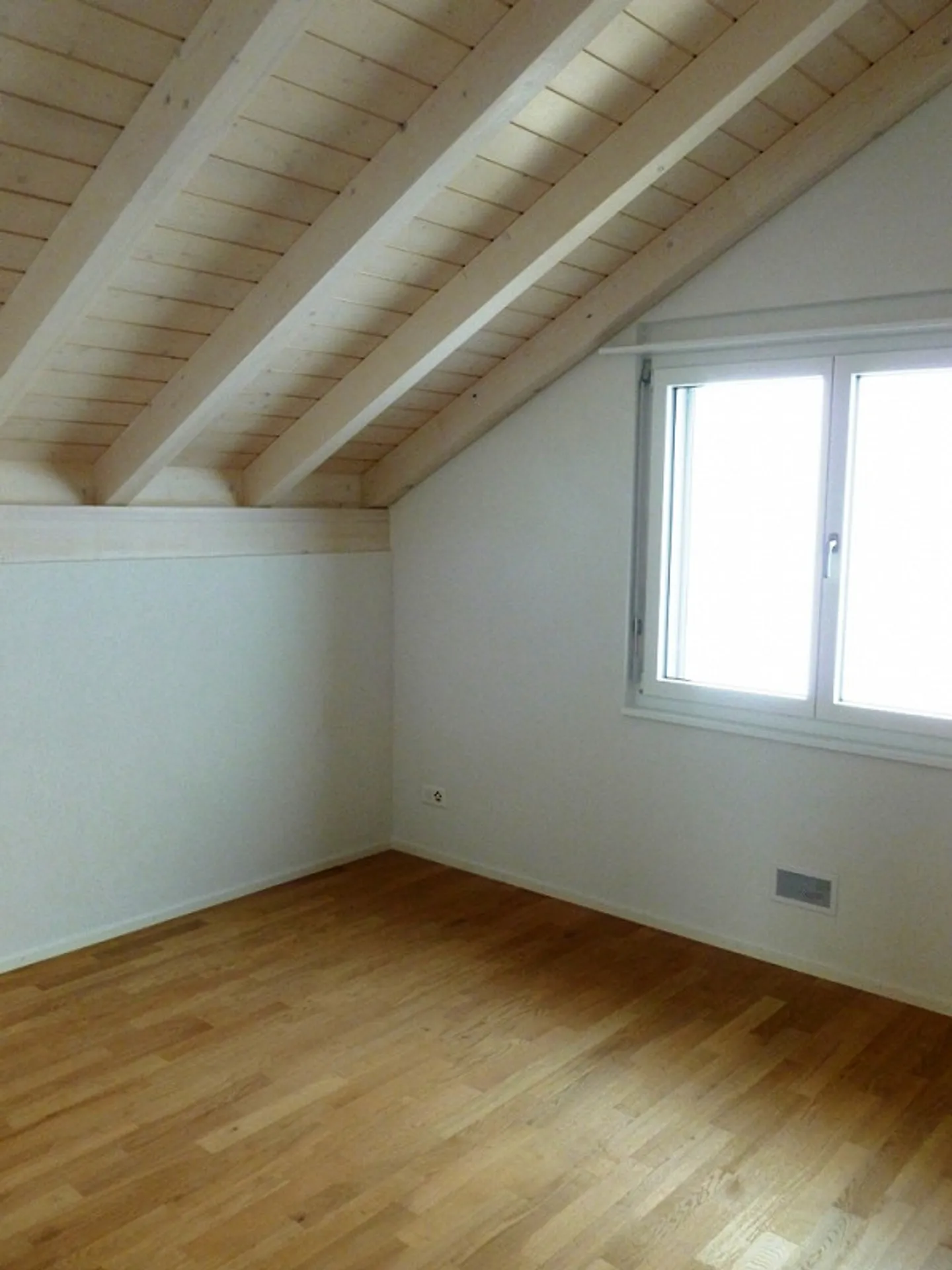 Bella appartamento di 3,5 stanze nel verde - Foto 7 di 9