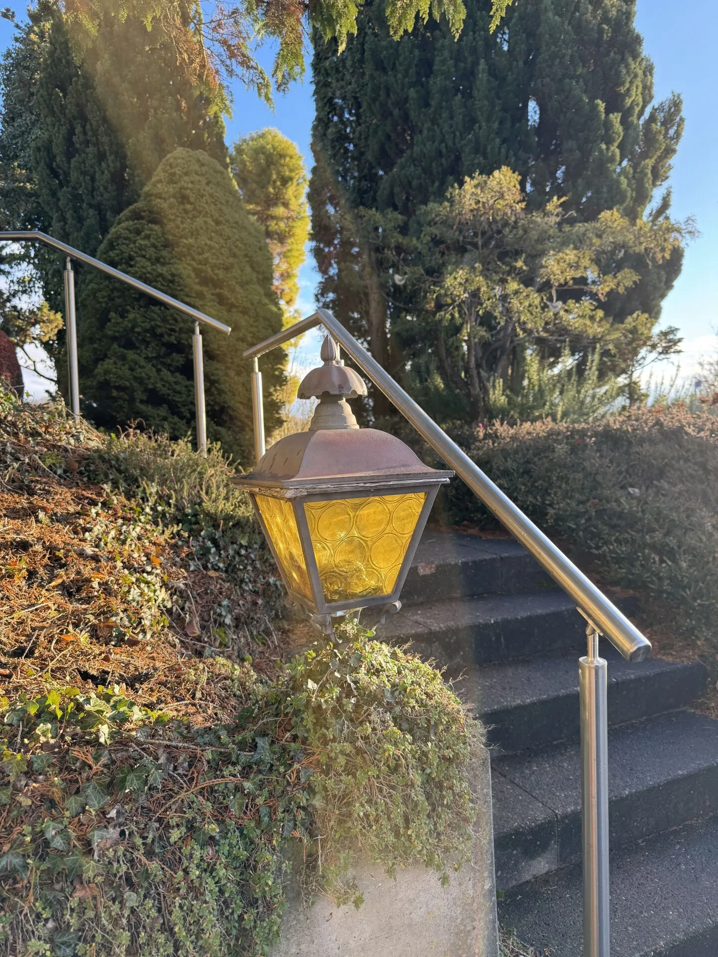 Charmantes Freistehendes Haus - Foto 1 von 5